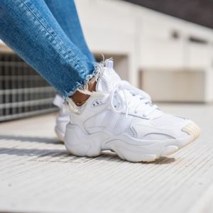 NWT adidas Magmur Runner Chunky Style Shoes